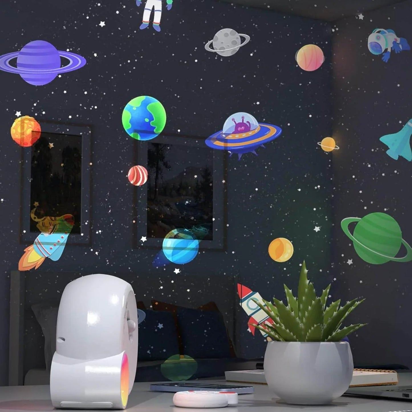 Galaxy Projektör Yıldız Gökyüzü Projeksiyon Lambası 13 Film Diski RGBCW Yatak Odası Ortam Işığı Gece Lambası BT Hoparlörler 15 Beyaz Gürültü Parçası 1H/2H/4H Uzaktan Kumanda ile Zamanlayıcı Ay