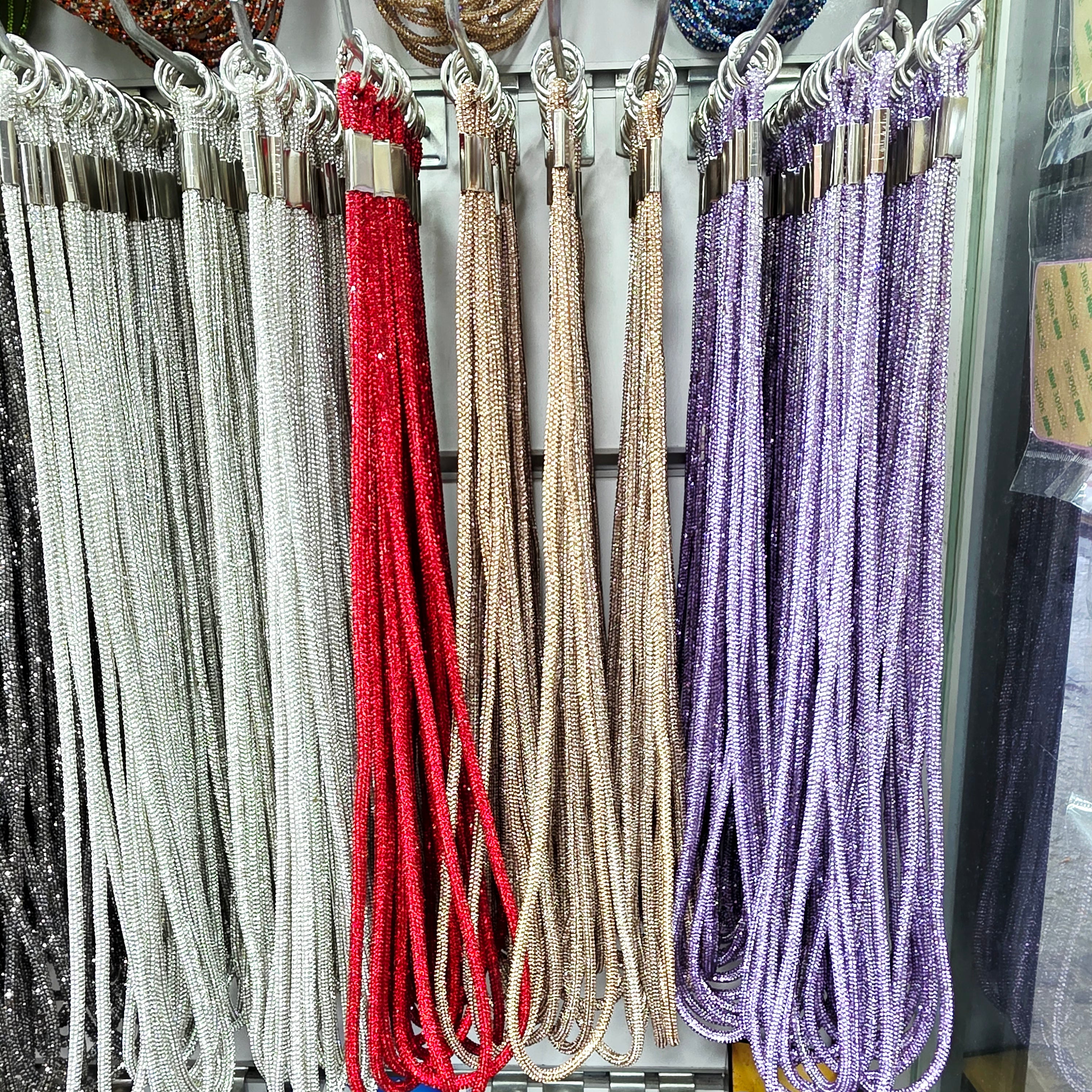 Telefon askıları taşlı